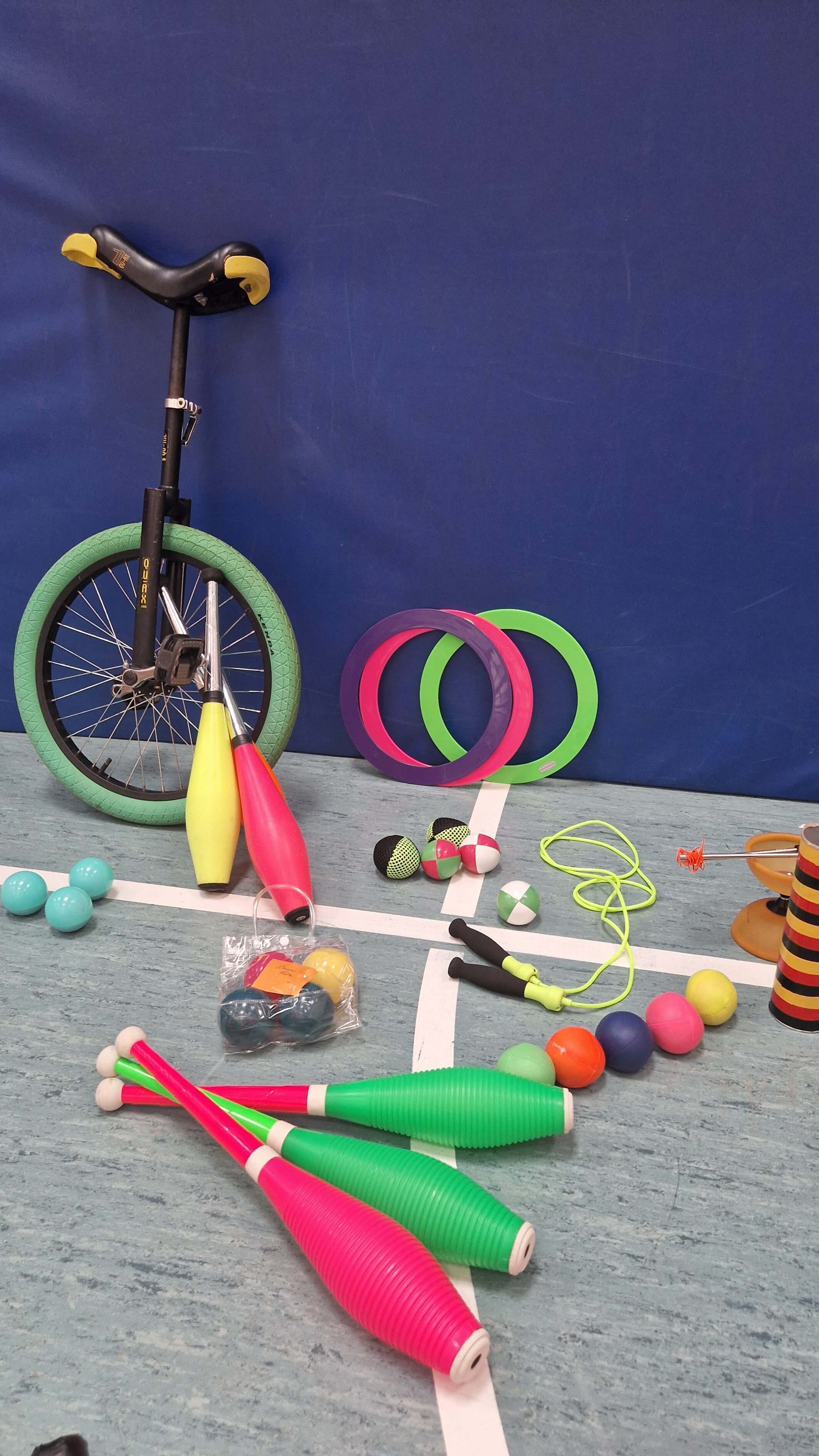 Sammlung verschiedener Jongliersachen